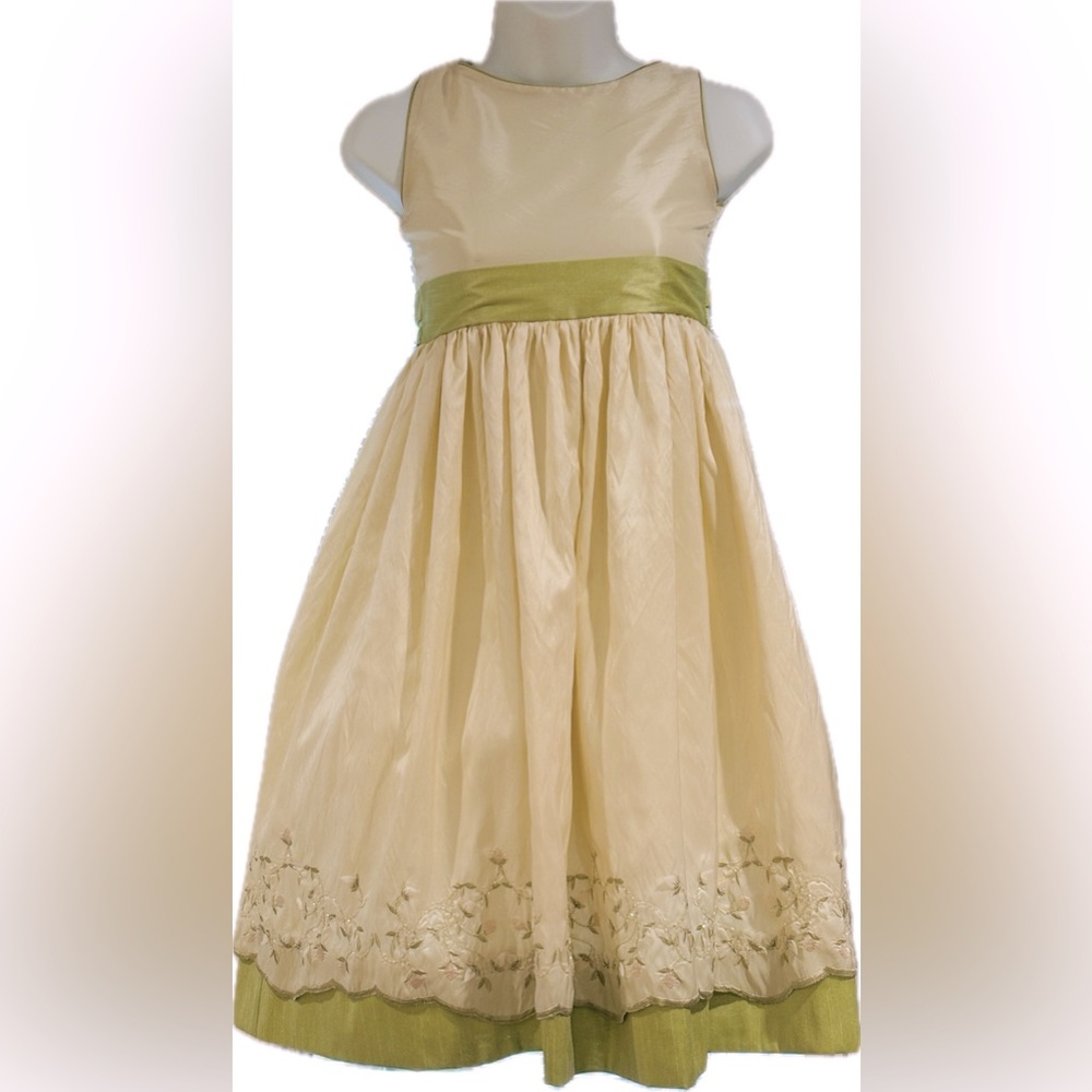 🐣Elegant Cream and Chartreuse “Sweet Kids” Dress - Size 10 🐣